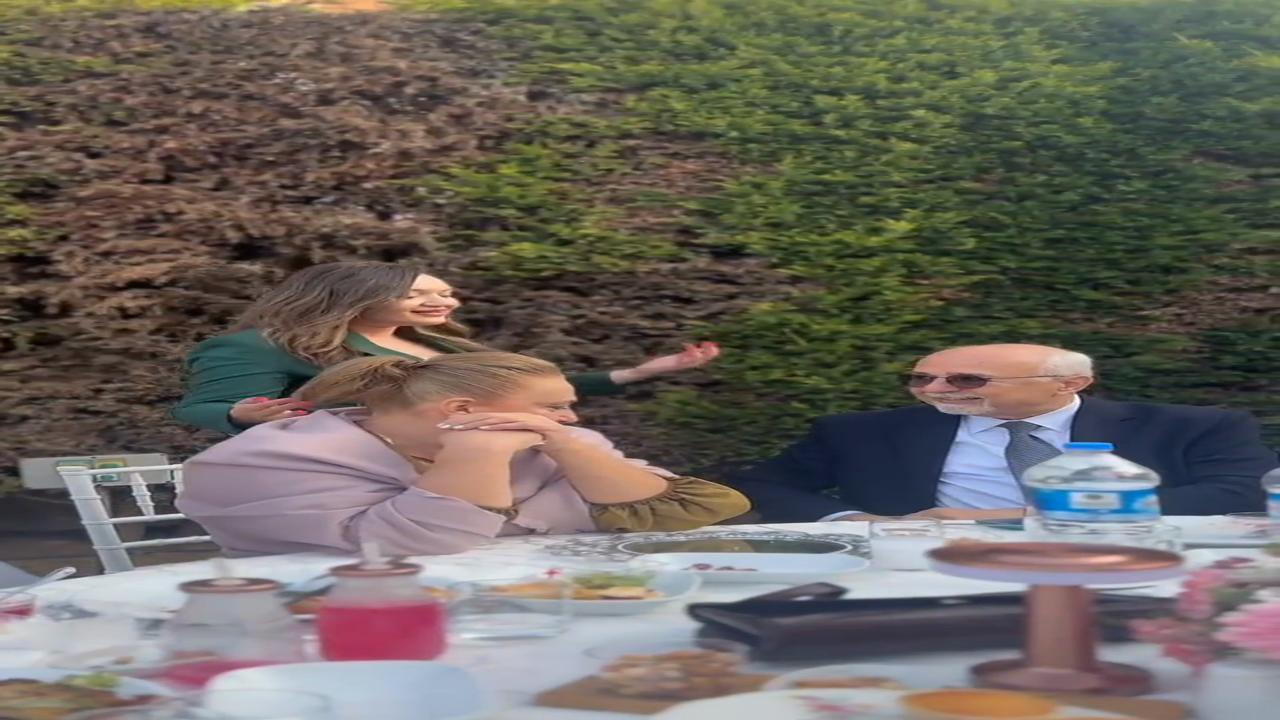 70442dfe-9169-4b67-b2fe-c3d2f746cba2.mp4