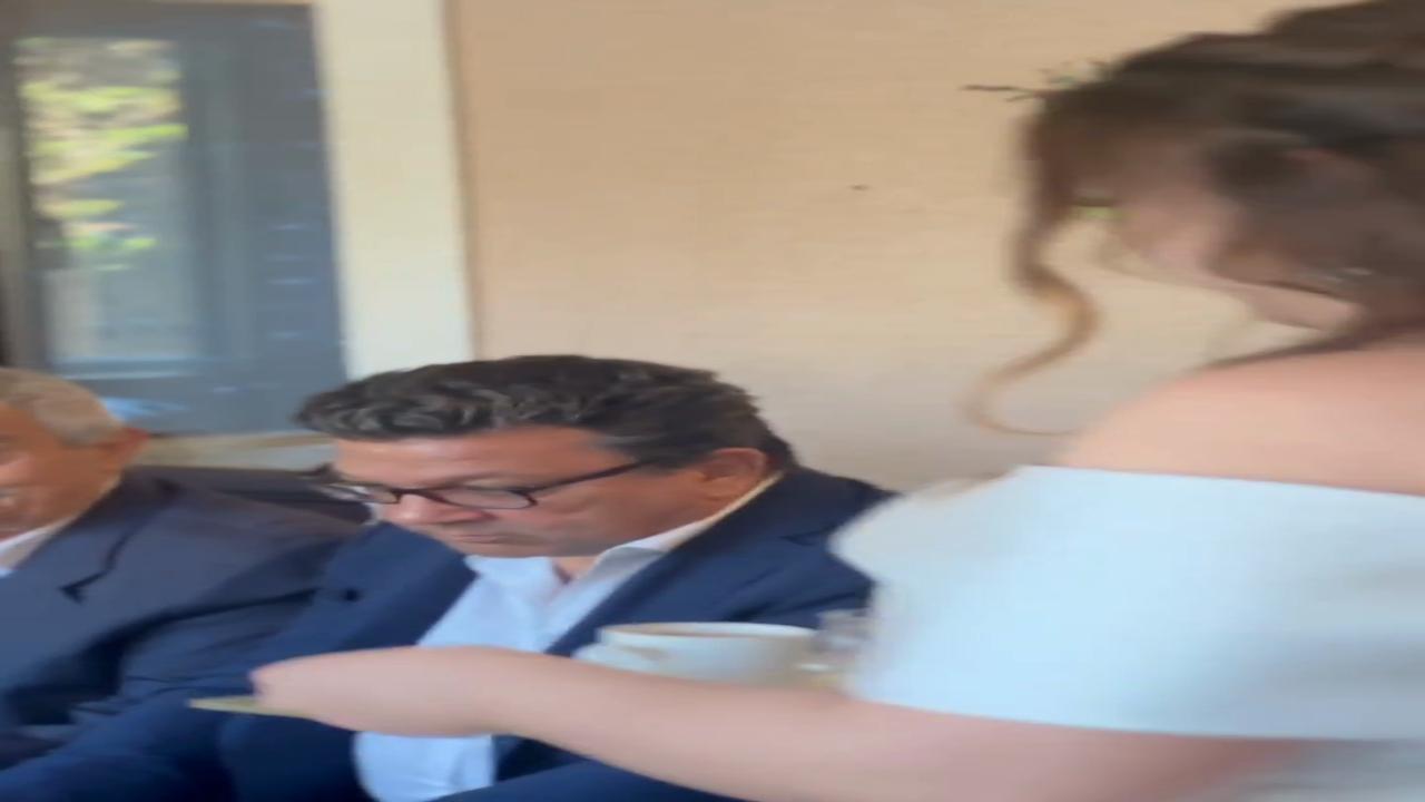 c98f7fa4-52c4-40bf-bced-8cd715c3e82d.mp4